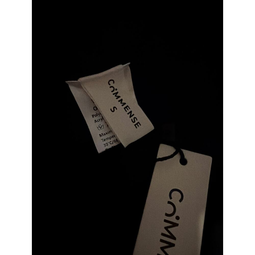 Commense black & gray sweater size small - Picture 3 of 4